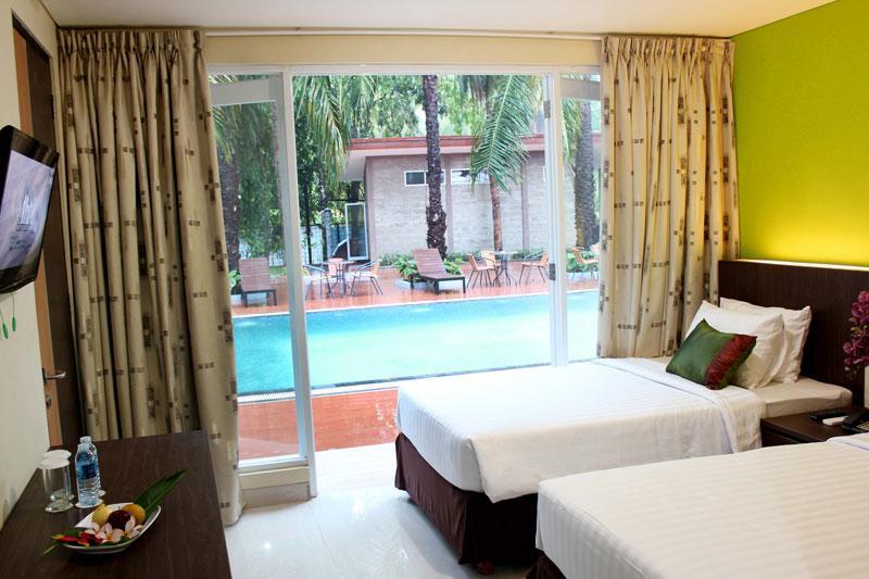 Bali De Anyer Hotel & Restaurant Exteriör bild
