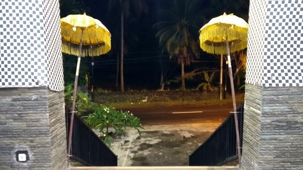 Bali De Anyer Hotel & Restaurant Exteriör bild